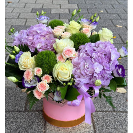 Aranjament hortensia pastel AHR85 Aranjament hortensia pastel AHR85